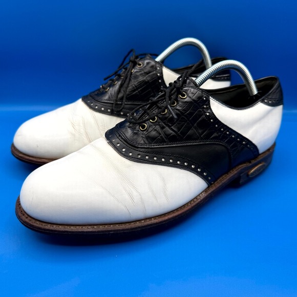 Footjoy Classic Golf Shoes‎ Mens US 10 D White Black Leather Studded Round Toe